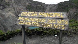 cratère volcan Irazu, costa rica, parc national